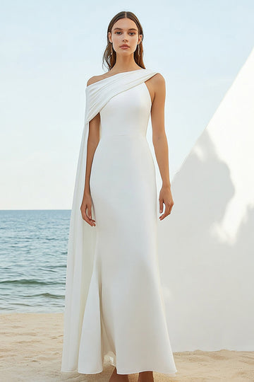 Robe longue de graduation cape à une épaule fourreau blanc